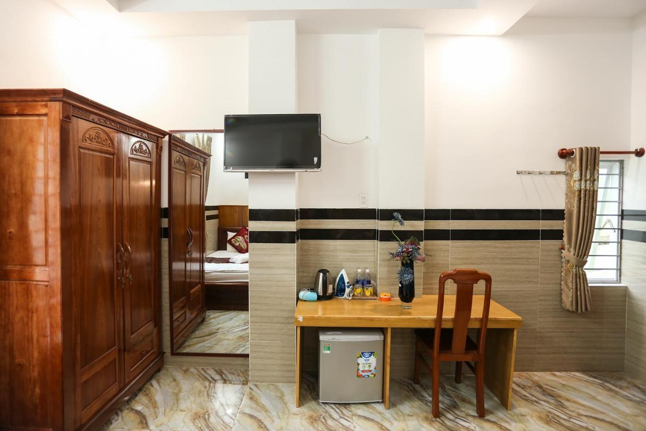 Lucky Hotel Куи Нхон Екстериор снимка